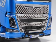 1/14 R/C VOLVO FH16 GLOBETROTTER XL 750 4x2 TIR (KİT DEMONTE)