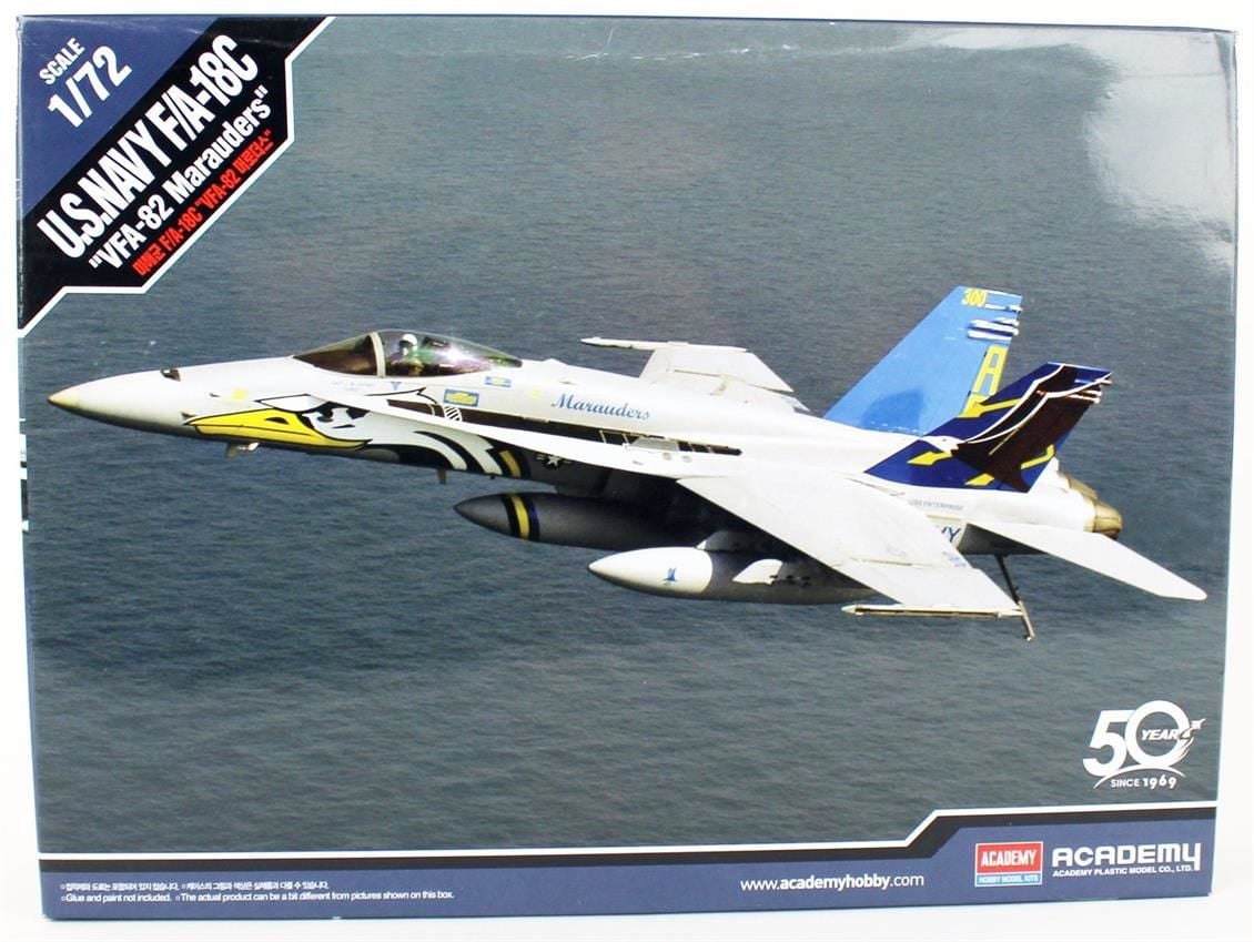 Academy 12534 1/72 U.S. Navy F/A-18C (VFA-82 Marauders) Savaş Uçağı Demonte Plastik Maketi