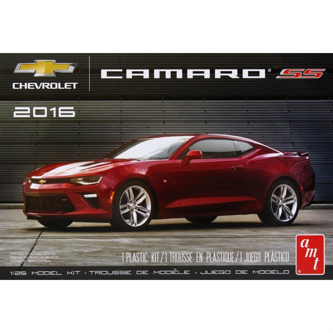 AMT 978M 1/25 2016 Chevy Camaro SS Araba Demonte Plastik Maketi