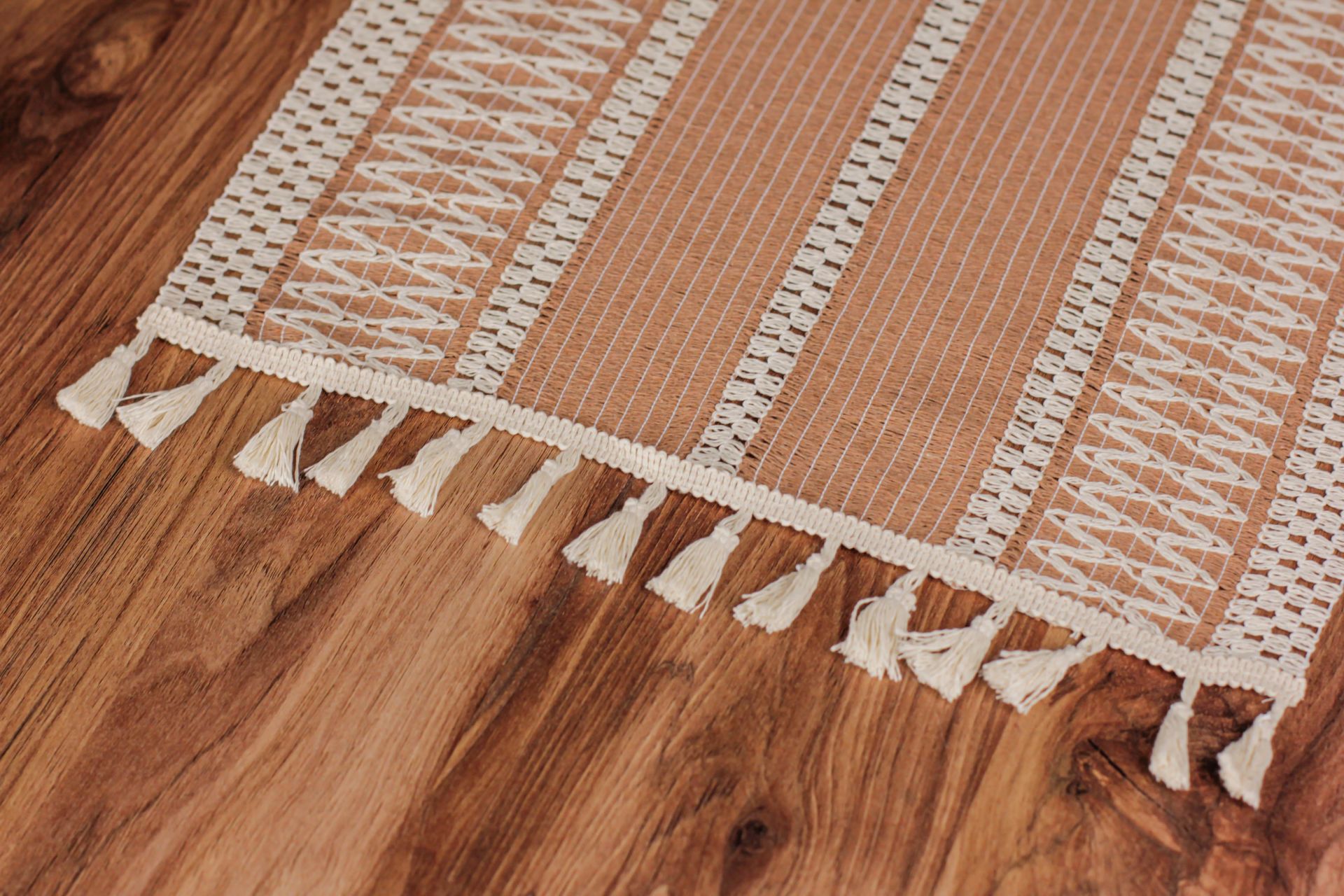 Zethome Runner Pamuk Dantel Püsküllü Bej Runner ,sunum Örtüsü Dantel Bej 35x155 Cm Regina Runner Masa Örtüsü