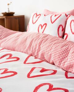 Beyaz Çift Kişilik Nevresim Takımı Pamuklu Desenli Ekose Kırmızı Kalpler 200x215 cm