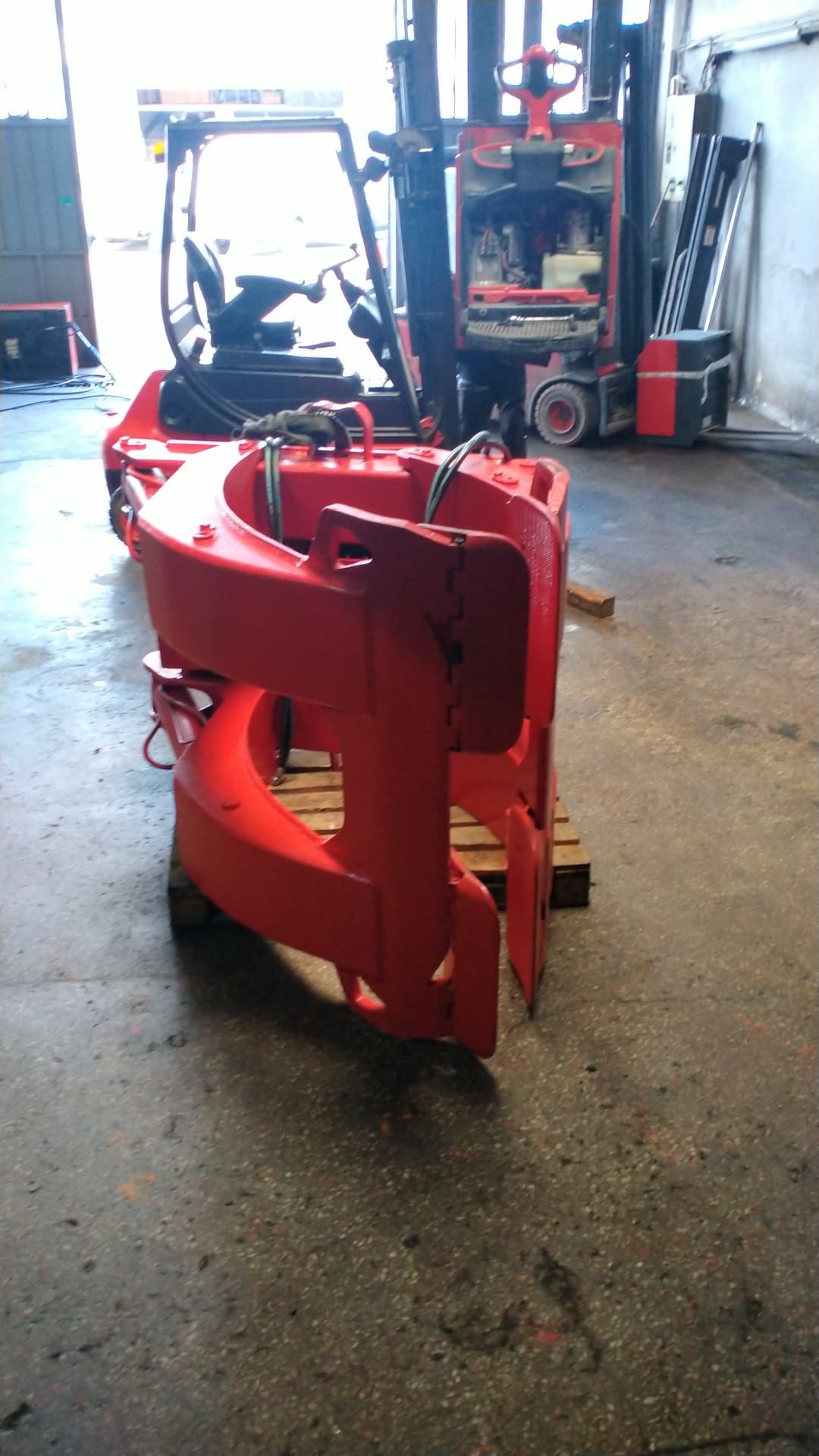 Kağıt Bobin Ataşmanı Bolzoni Auramo 63ayna 5300kg 1830mm açılım