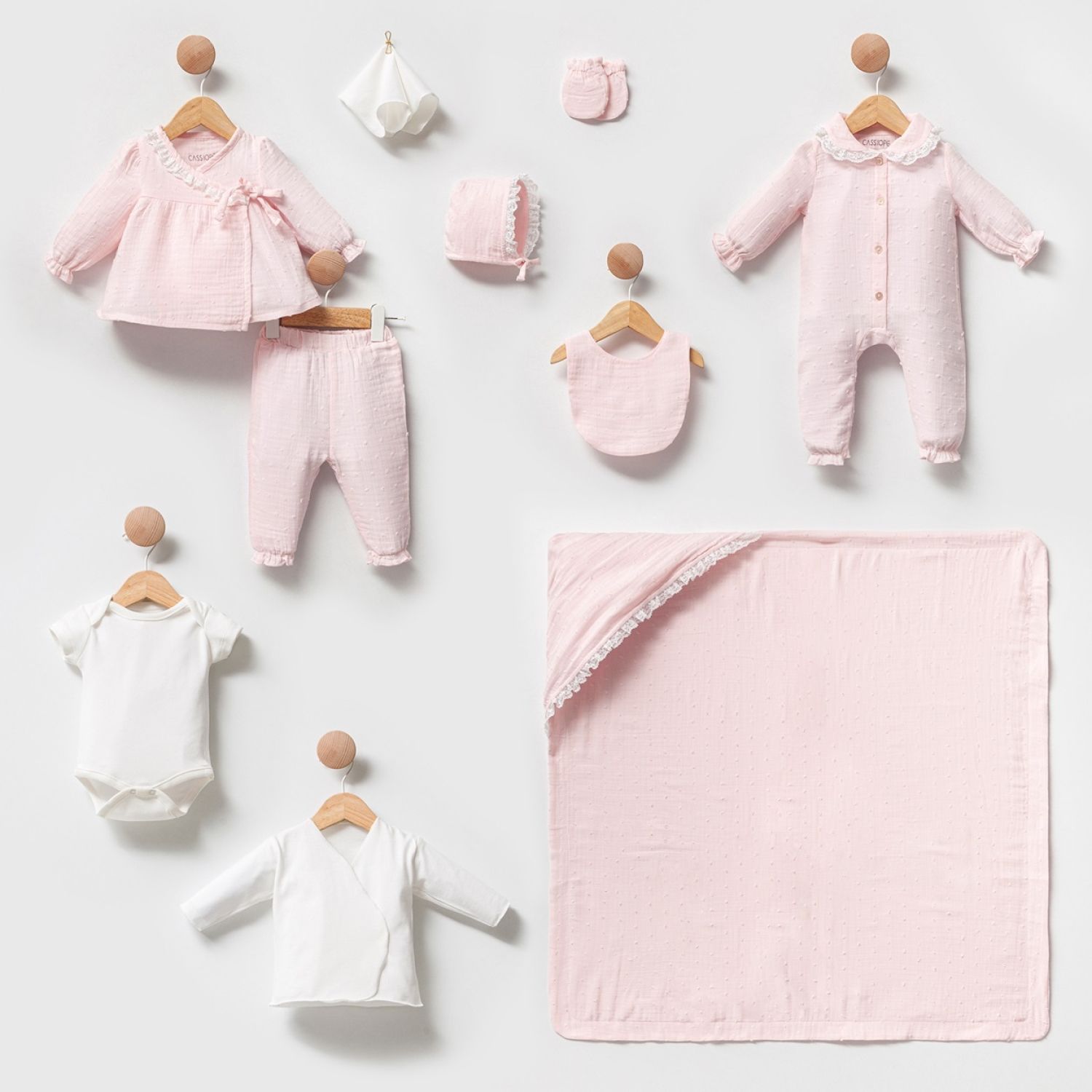 Pembe Brodeli Dantelli Müslin Kız Hastane Çıkışı- 10 Parça
