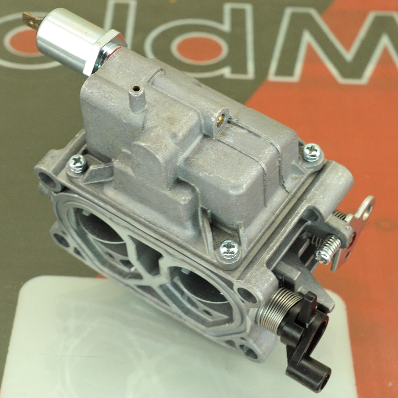 Carburatore Di Ricambio Doo Engy Per Motori Honda GCV530 E GXV530 - Sostituisce 16100-Z0A-815