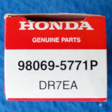 Honda DR7EA Buji BF20 BF25 BF30 BF35 BF40 BF45 BF50 BF75 BF90 H980695771P