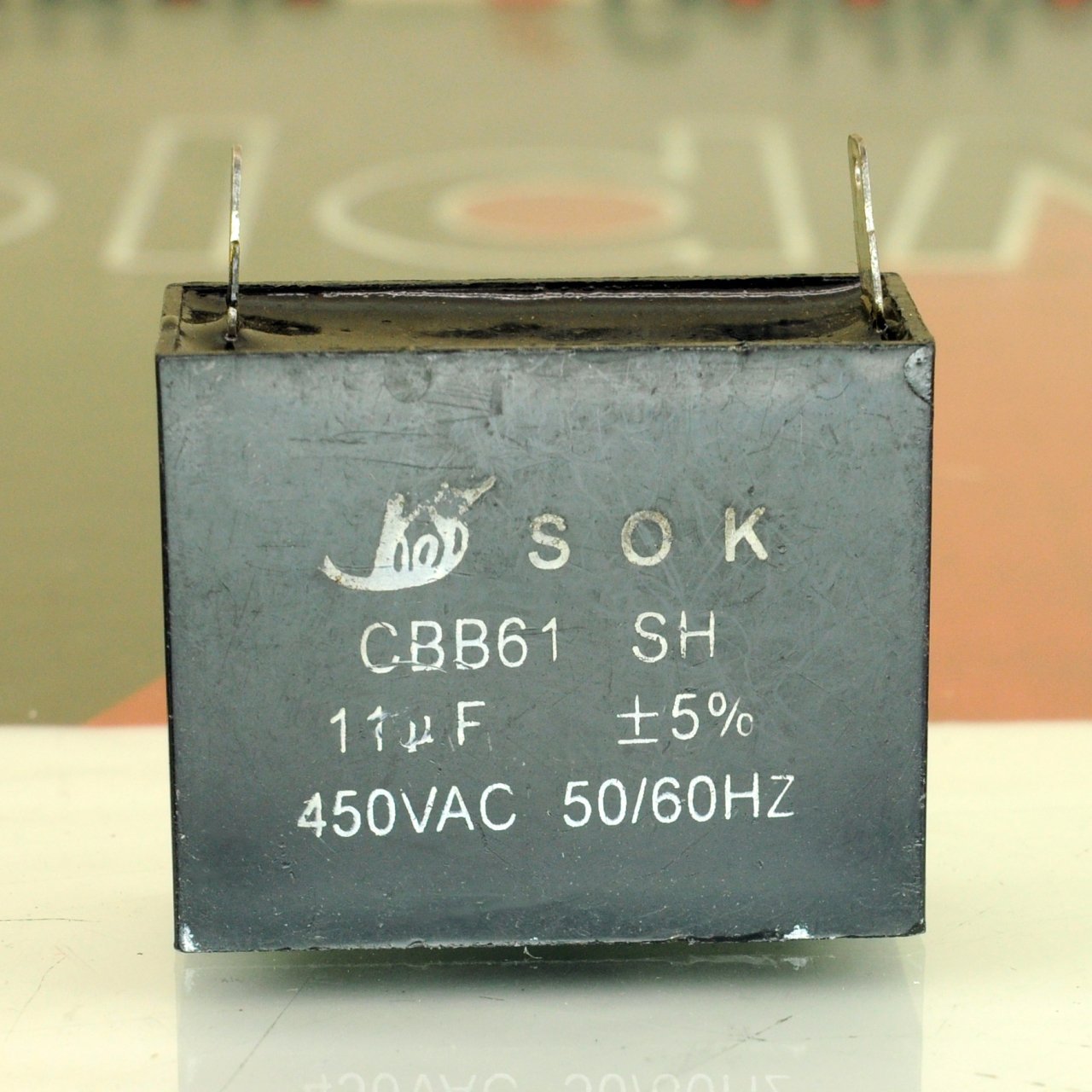 Avr Capasitör 11uF 450v SM-0406