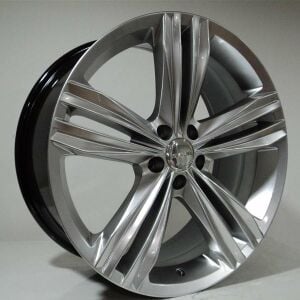 BK 5293 8x18 inç 5x112 et45 57.1 HYPER Sılver Machined Çelik Jant
