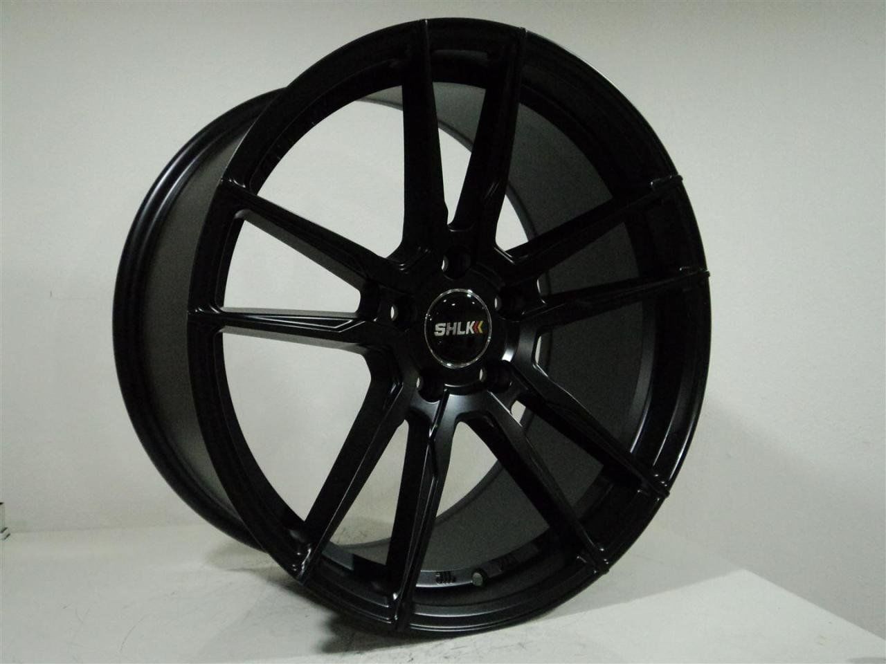 SLK 8023 8x18inç 5x114.3 et42 73.1 MAT GUN Machined Çelik Jant