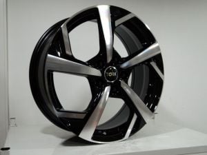 TORK 6360 7x18inç 5x114.3 et45 66.1 BLACK Machined Çelik Jant