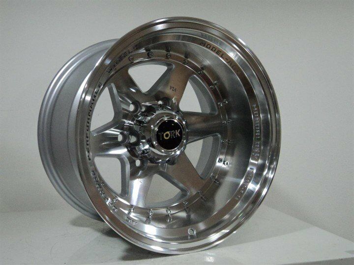 Megatork TORK 3910 10x15İNÇ 5x114,3 Et 4 73.1 Sılver Machined Çelik Jant