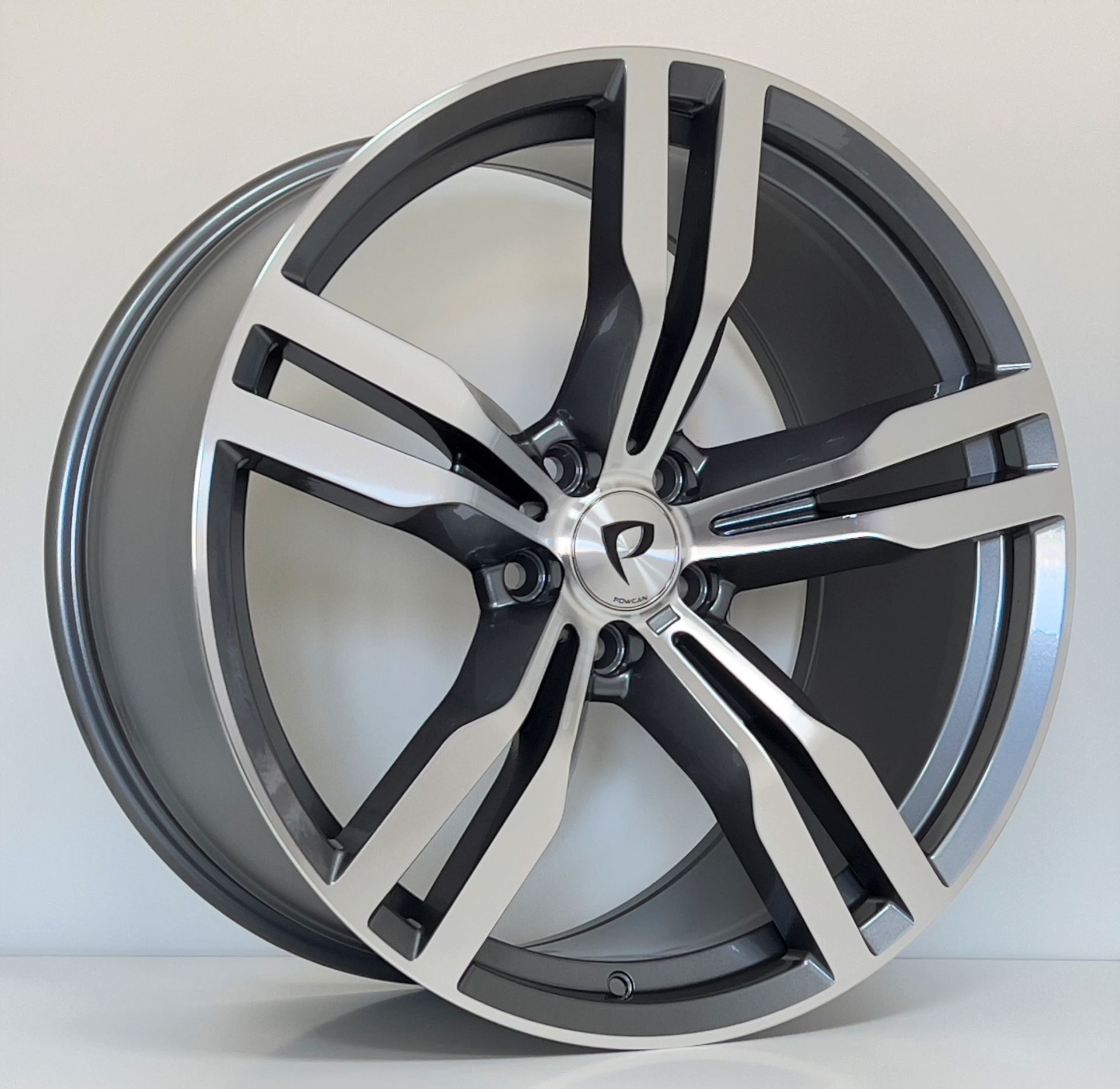 BK 5327 10X20İNÇ  5X112 ET40 66.6 GUN MACHINED XL ÇELİK JANT