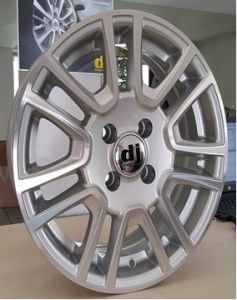 Dj DJ 562 6.5x15inç 4x100 et35 67.1 Black + Sılver + Gun Diamond Çelik Jant