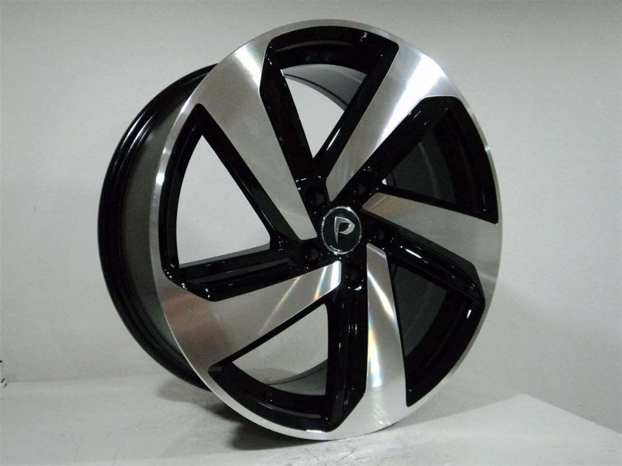 BK 5503 7.5x17inç 5x112 ET40 57.1 BLACK MACHINED REPLİKA Çelik Jant