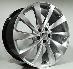 BK 799 9x20inç 5x120 ET48 65.1Hyper Silver REPLİKA Çel