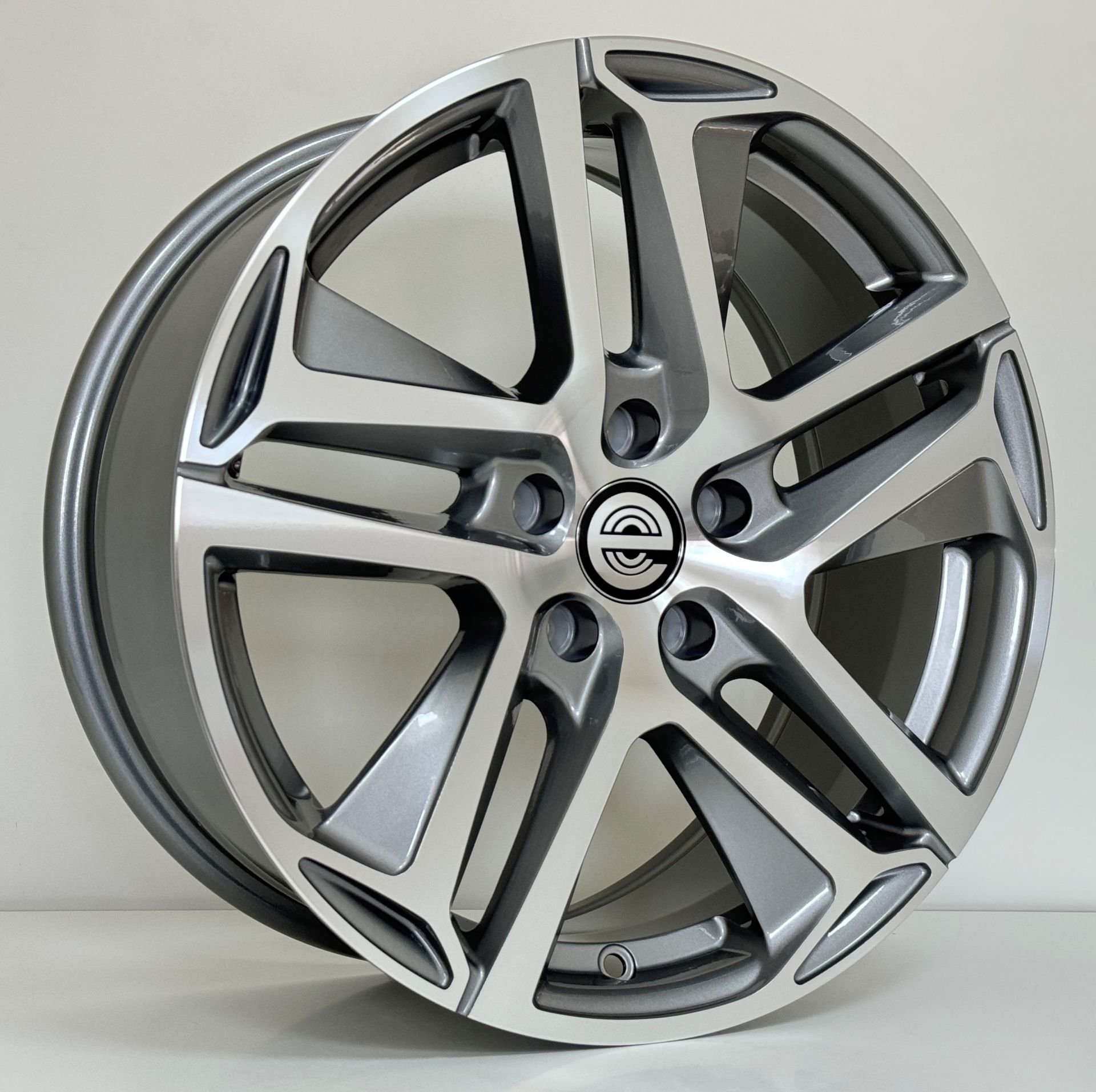 EXP HP0002 7.5X17İNÇ  5X108 ET40 65.1 GUN MACHINED XL ÇELİK JANT