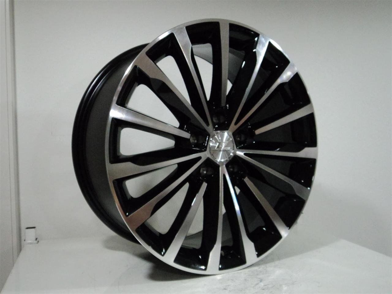 TL1526 8x18inç 5x112 BLACK Machined Replika Çelik Jant