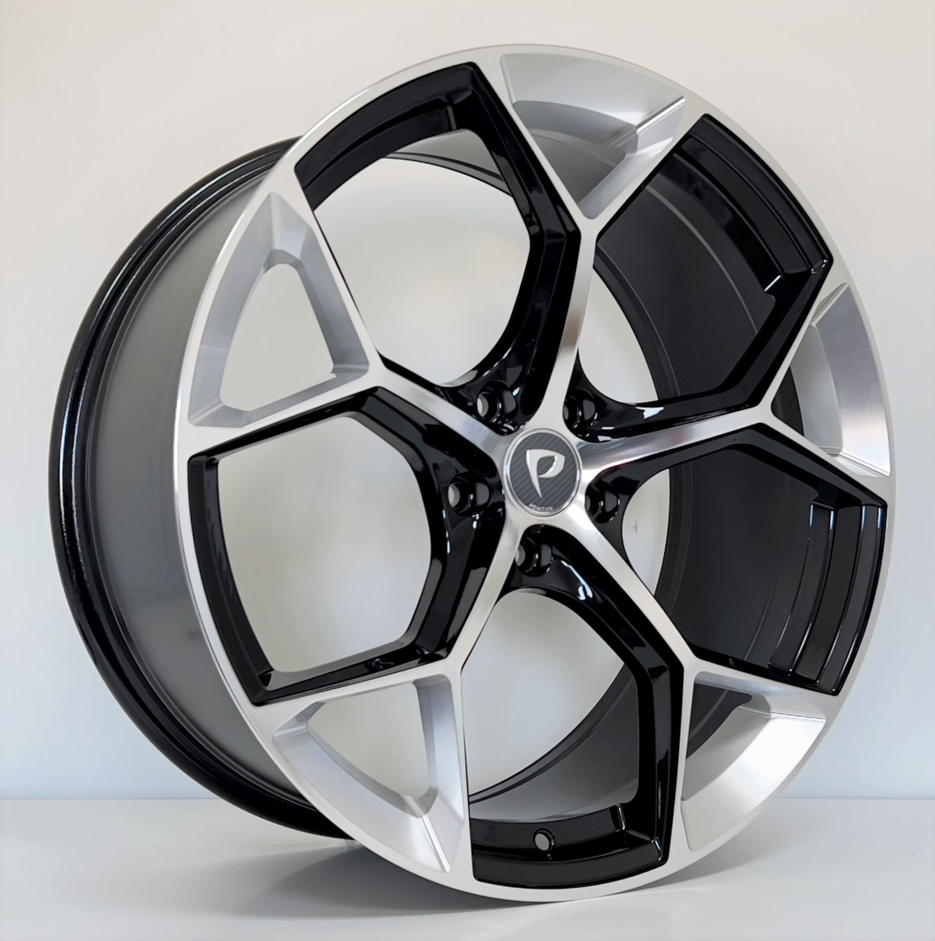 BKY 1090 9.5X21İNÇ  5X112 ET28 66.45 BLACK+MILLING XL ÇELİK JANT