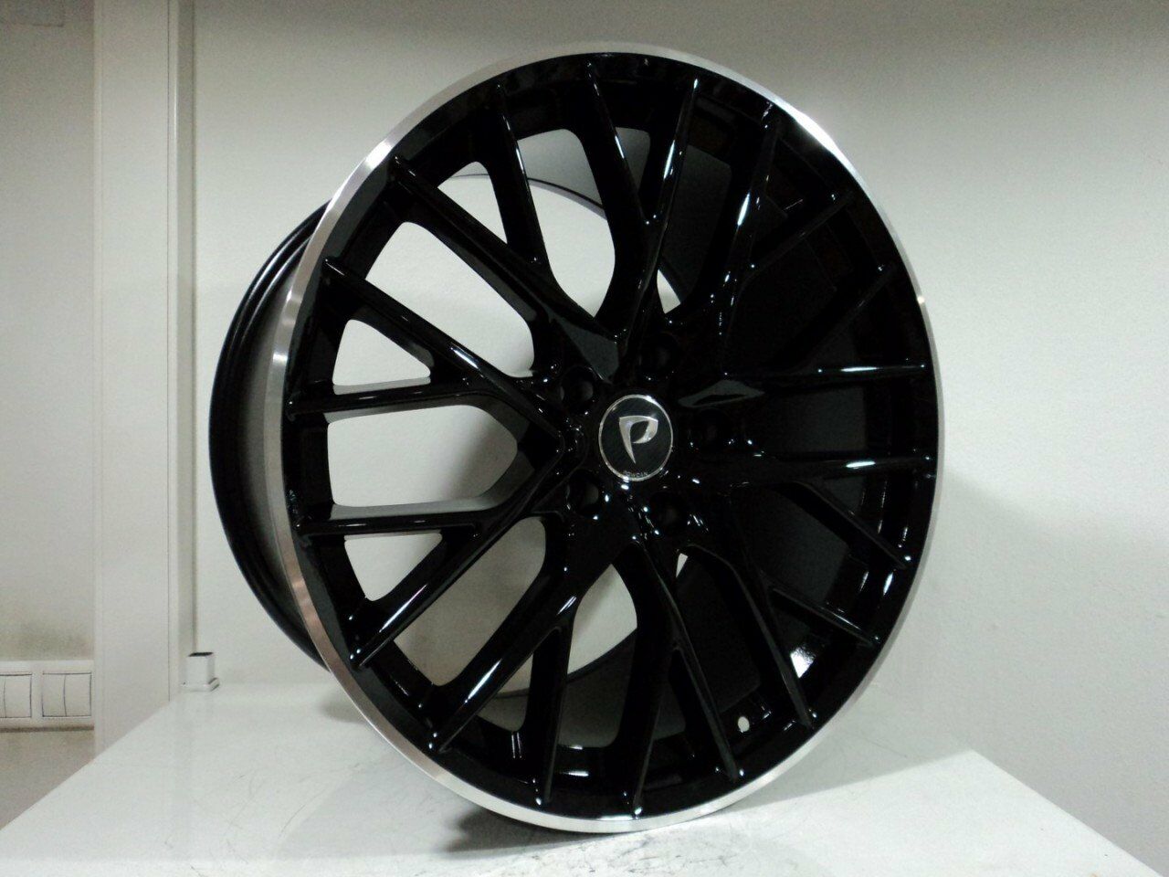 BK 5541 9.5x21inç 5x130 ET71 71.6 BLACK MACHİNED XL Replika Çelik Jant