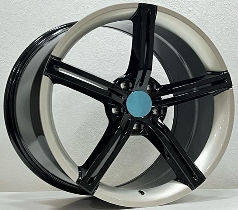 FRM FPS 24 9.5X21İNÇ  5X130 ET60 71.6 BLACK+SILVER XL ÇELİK JANT