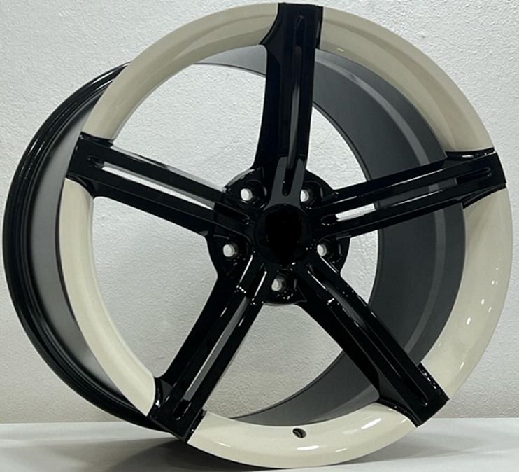 FRM FPS 24  11.5X21İNÇ FRM-FPS-24 5X130 ET66 71.6 BLACK+WHITE XL ÇELİK JANT