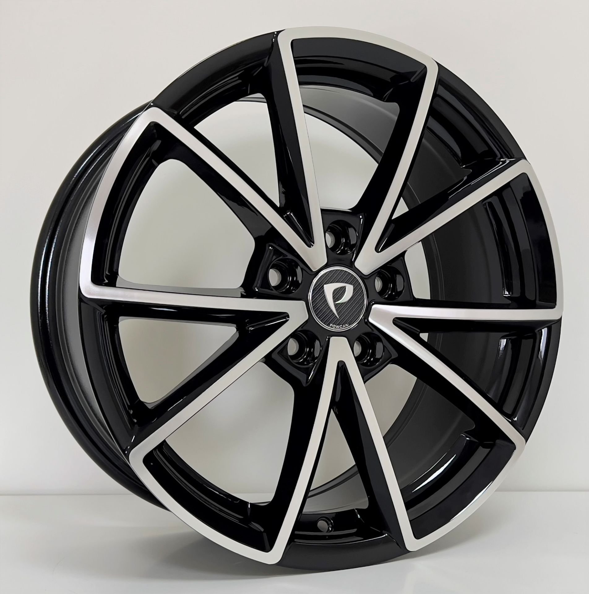 BK 703 7.5X17inç 5x112 ET42 66.45 BLACK Machİned Replika Çelik Jant