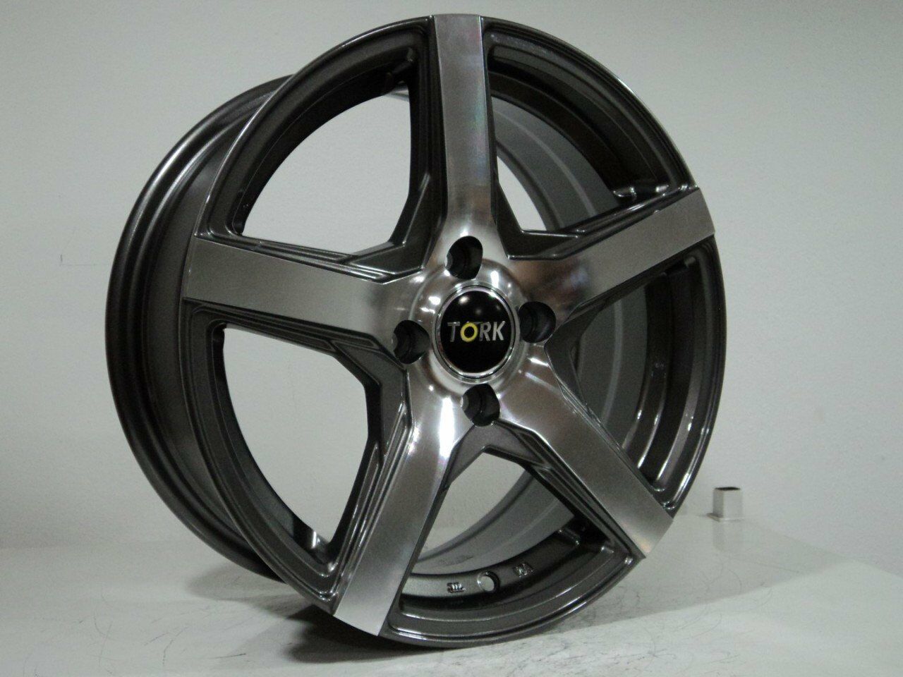 Megatork TORK 2793 6x13inç 4x100 et35 73.1 Gun Machined Çelik Jant