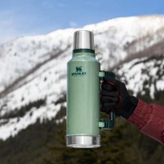 Stanley Klasik Vakumlu Paslanmaz Çelik Termos 1.9 LT-YEŞİL