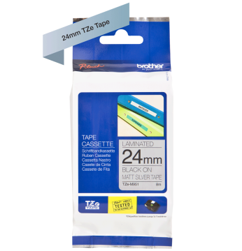 TZe-M951 24mm Mat Gümüş üzerine Siyah Laminasyonlu Etiket (TZe Tape)