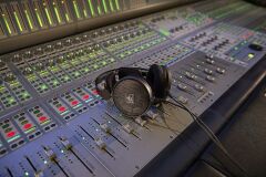 Audio-Technica ATH-R70x Profesyonel Arkası Açık Referans Kulaklık