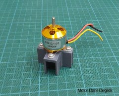 2212 Artı Tipi Motor Bağlantı Aparatı (9.2 gr)