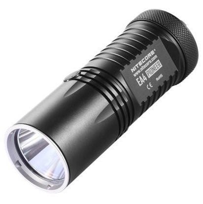 NITECORE EA4 860 LUMEN EL FENERI(4XAA)