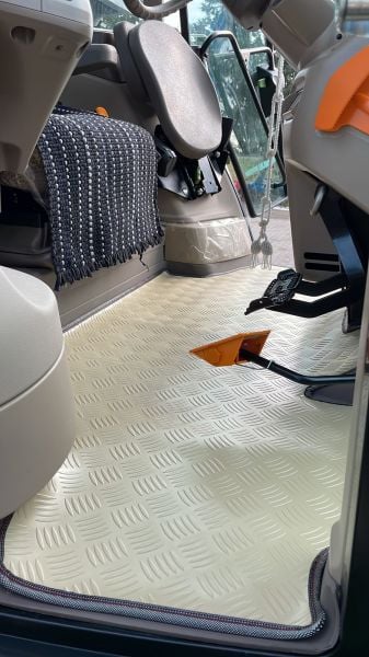 John Deere  6140 M 2022 Model Traktör Paspas