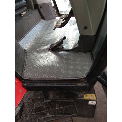 Massey Ferguson 5400 Serisi Traktör Paspas