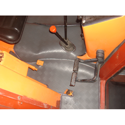 Tümosan 780  Model Traktör Paspas