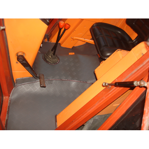 Tümosan 780  Model Traktör Paspas