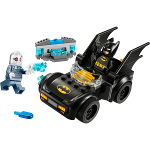 LEGO DC Batman: Batman ve Batmobile, Mr. Freeze’e Karşı Araç Oyun Seti 76301