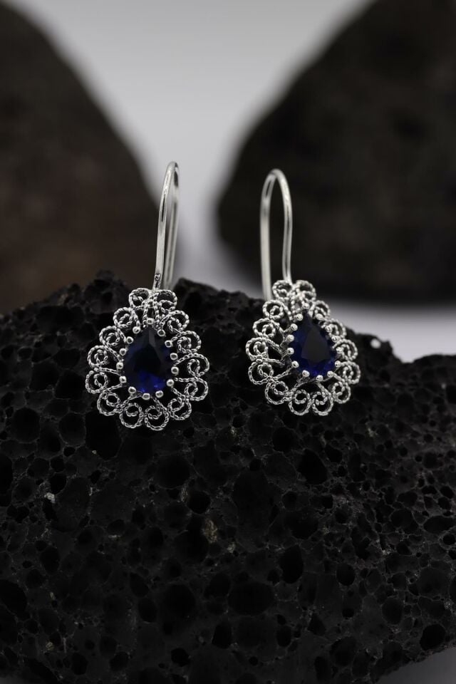 Kök Safir Taşlı Damla Modeli Telkari Gümüş Küpe 105