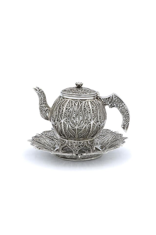 Telkari İşlemeli Dekoratif Gümüş Çaydanlık 020