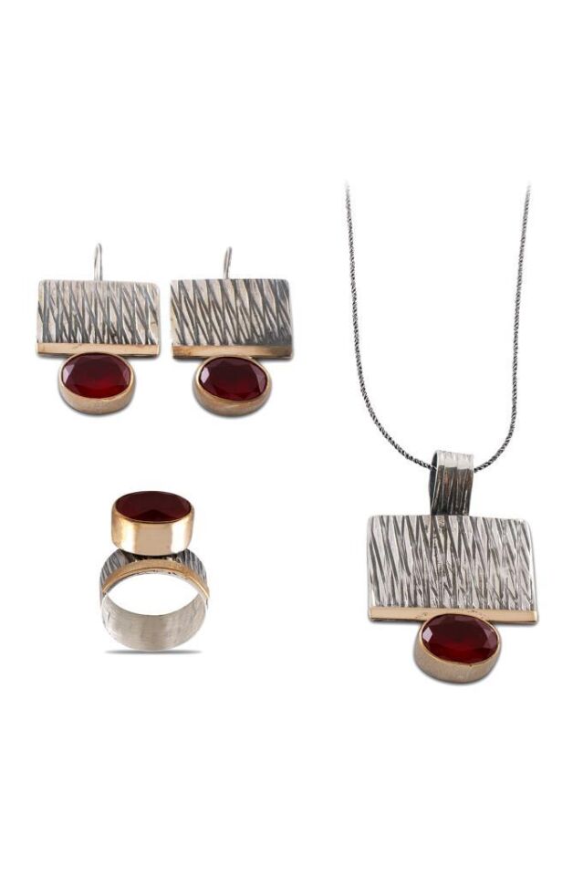 Kök Yakut Taşlı Çekiç Dövme Gümüş Set 012