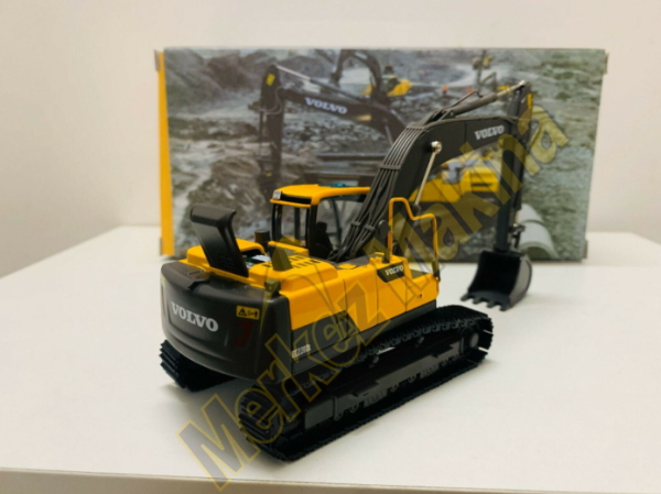 VOLVO EC220D Crawler Excavator Diecast Model 1:50