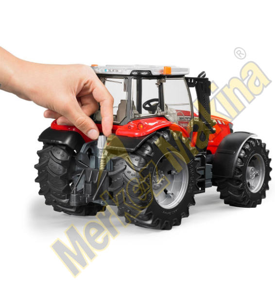 Bruder Massey Ferguson 7624 Traktör
