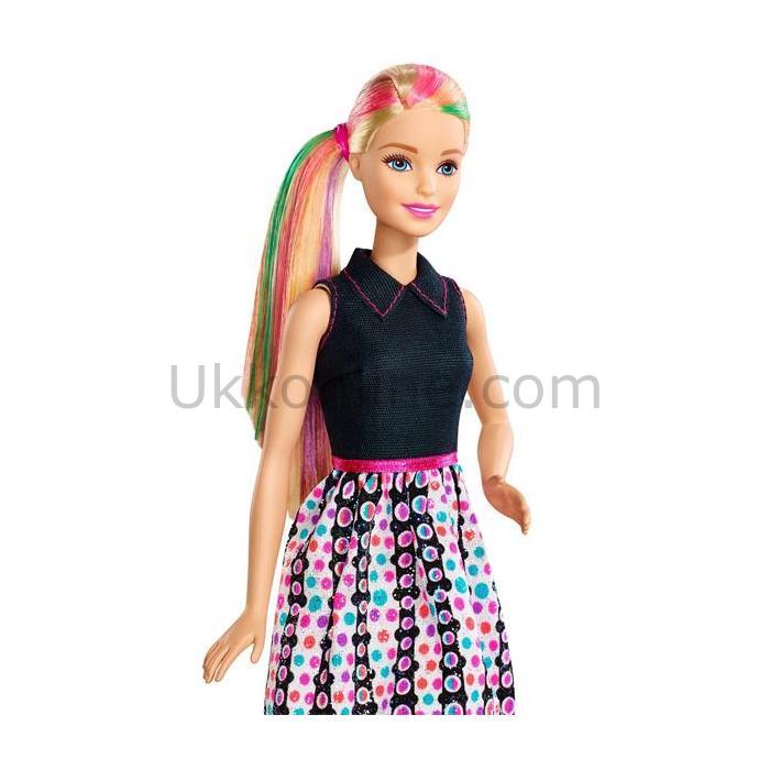 Mattel DHL90 Barbie Renkli Saçlar Oyun Seti