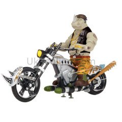 TUV56110 NINJA TURTLES SİNEMA ARAÇ VE FIG