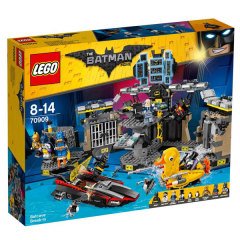 LMVB70909 BAT-BATCAVE SALDIRISI/ BatmanFilm 8-14 yaş LEGO