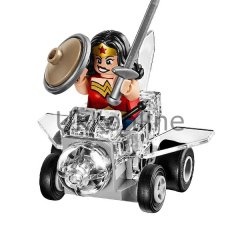 LSS76070 SH-WONDER WOMAN DOOMSDAYa KARŞI /SuperHeroes 5-12 yaş /85pcs/ LEGO