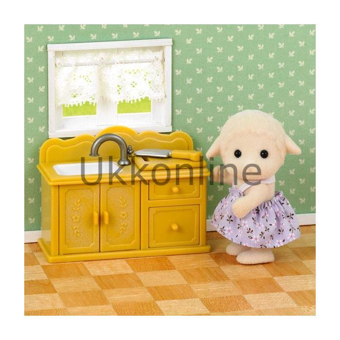 Sylvanian ESE1918 Koyun Kız Kardeş ve Mutfak Set