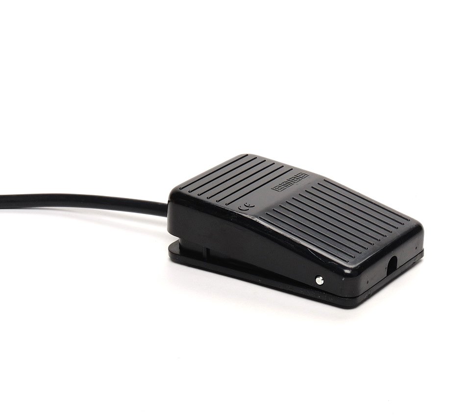 Emas PDM1-1 - MİNİ PEDAL 1M KABLOLU