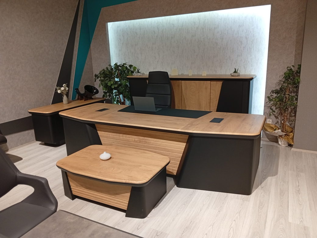 Han Vip Ofis Makam Takımı 250 cm Masalı