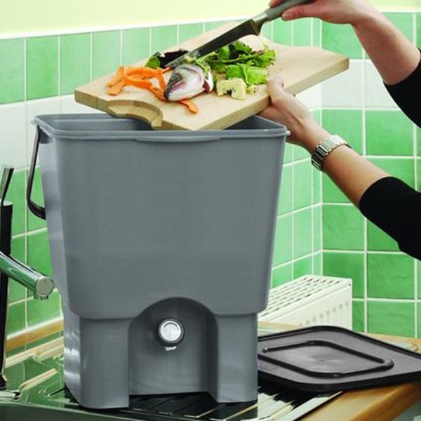KITCHEN COMPOSTER