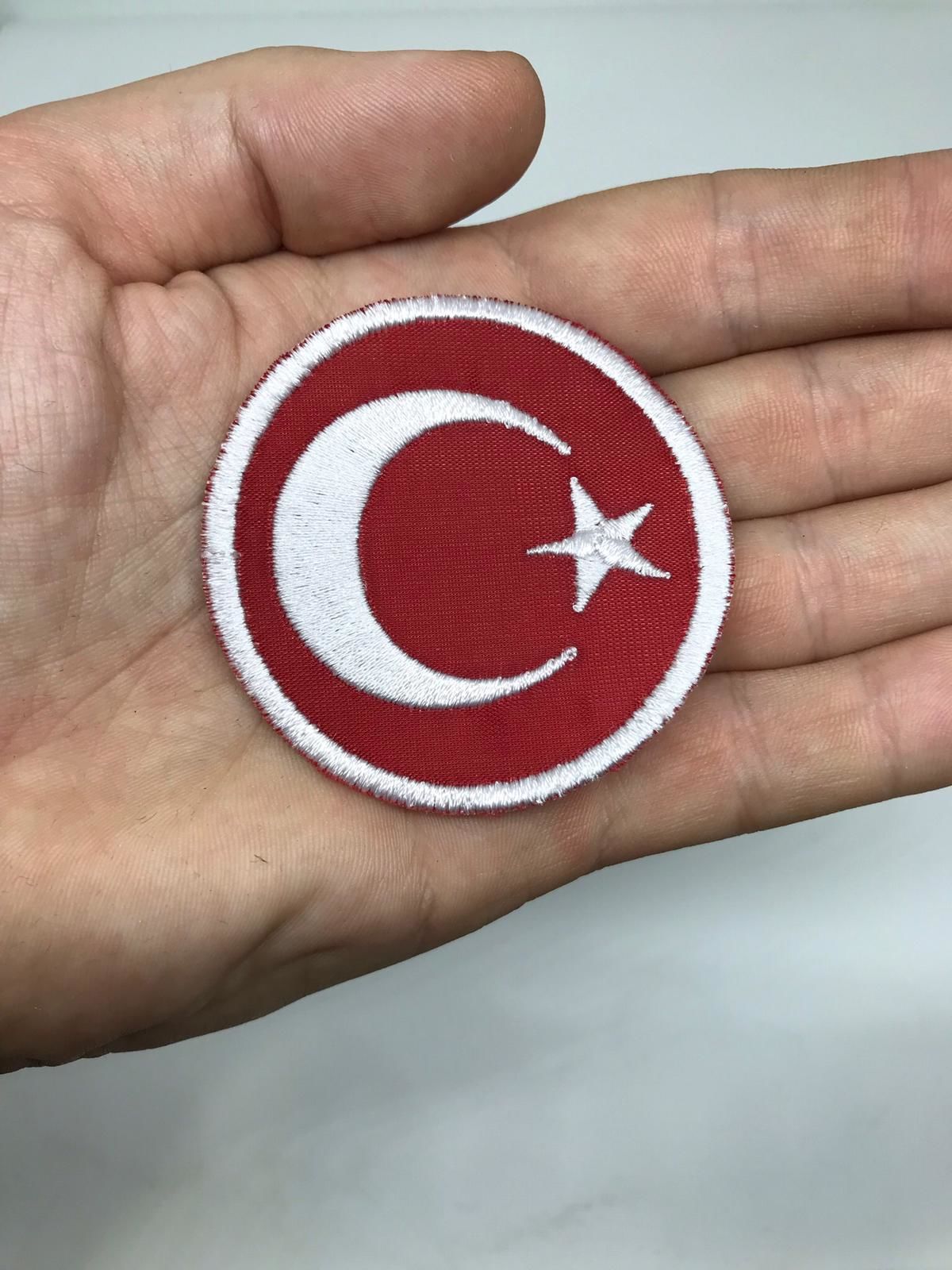 Yuvarlak Kesim Türk Bayrağı Nakış Arma